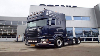 Scania R520 voor Holman Transport