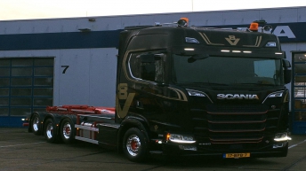 Scania S650 voor R2 Transport & Containers BV