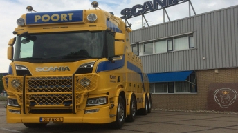 Scania R650 voor Poort uit Hoogkerk