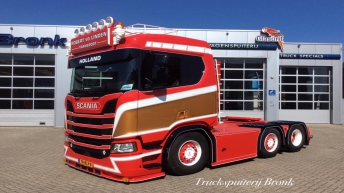 Scania R650 voor Robert van der Linden