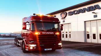 Scania R730 voor John's Transport AB (ZW)