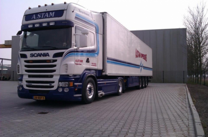 Scania R500 voor A. Stam uit Opperdoes