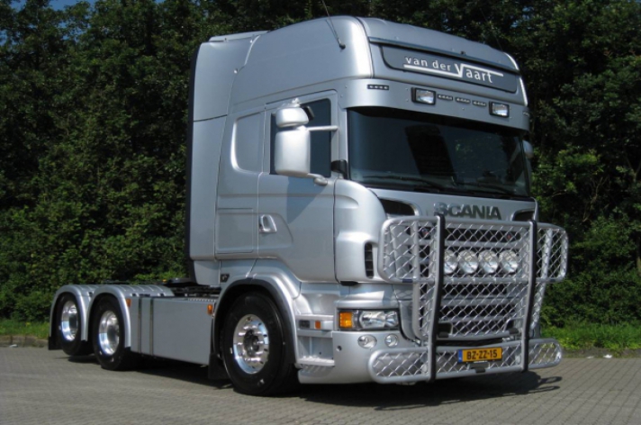 Scania R560 voor Van Der Vaart