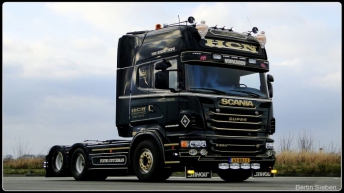 Scania R560 voor HCN
