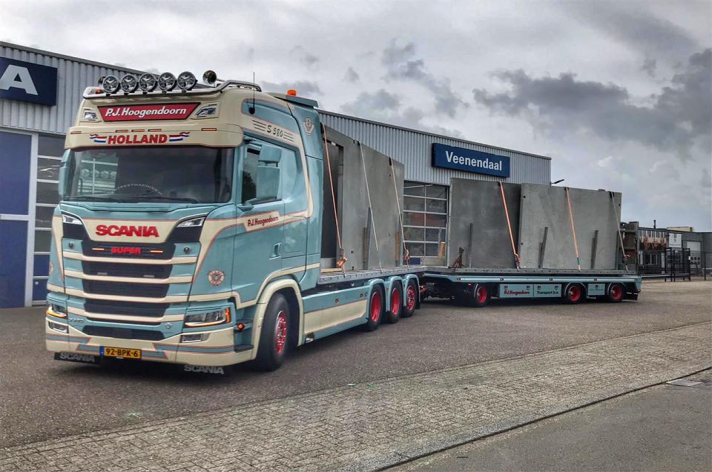 Scania S580 voor P.J. Hoogendoorn