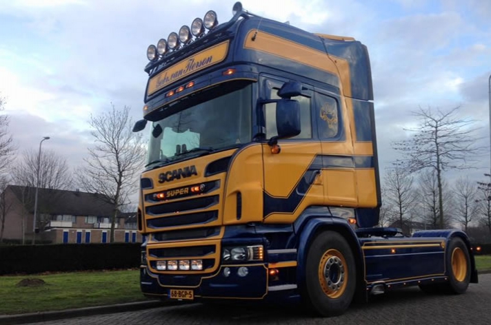 Scania R520 voor Gebr. van Iterson