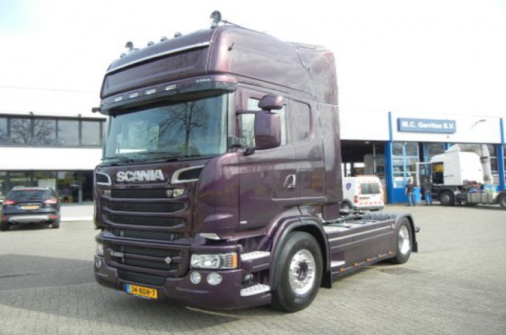 Scania R520 voor J.A. de Leeuw