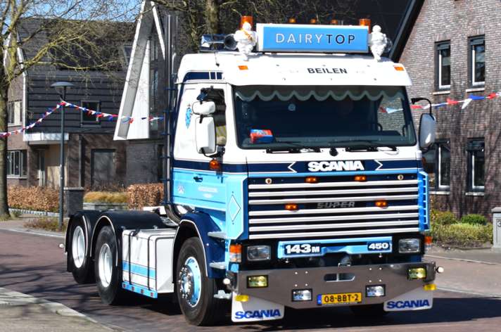 2025 Retro Truck Tour 2025