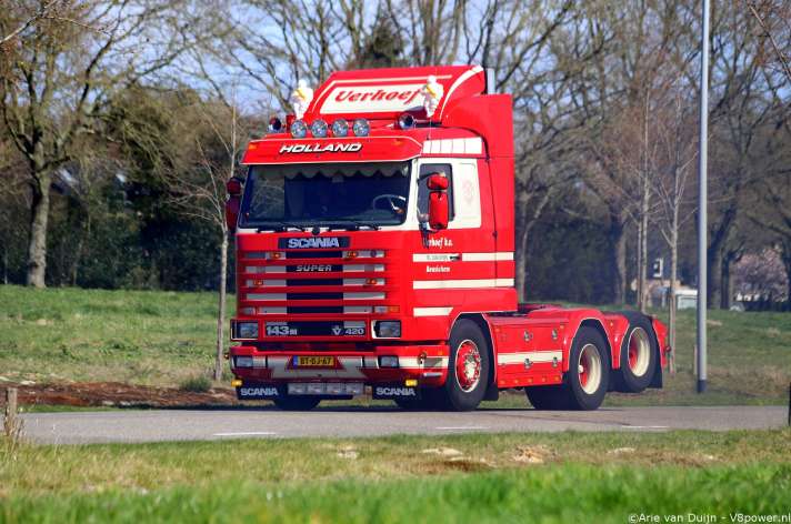 2025 Retro Truck Tour 2025 Arie