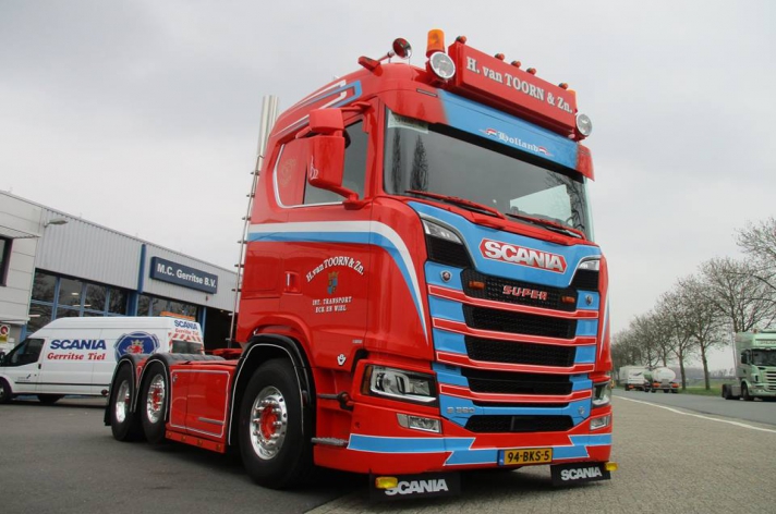 Scania S520 voor H. van Toorn & Zn.