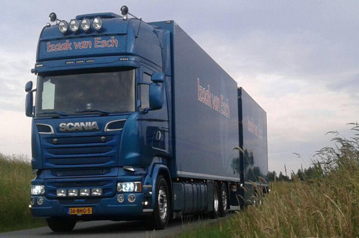 Scania R580 voor Izaak van Esch