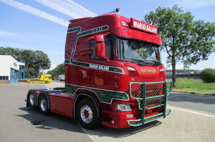 Nieuwe Scania S580 voor Marjo Salari