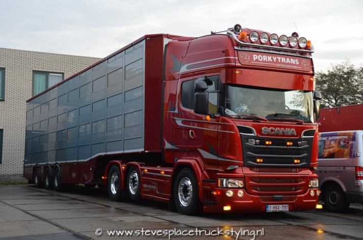 Scania R580 voor Porkytrans (B)