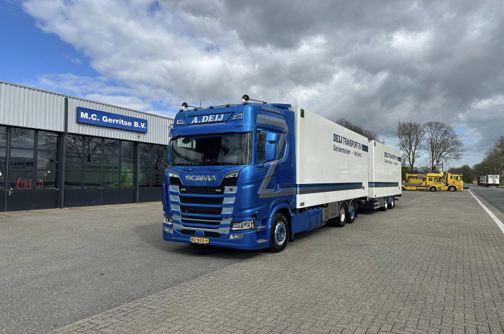Scania 590S voor Deij Transport