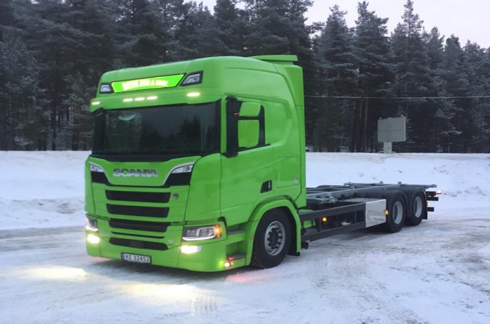 Scania R580 voor Dovre Bud og Vare AS (NO)