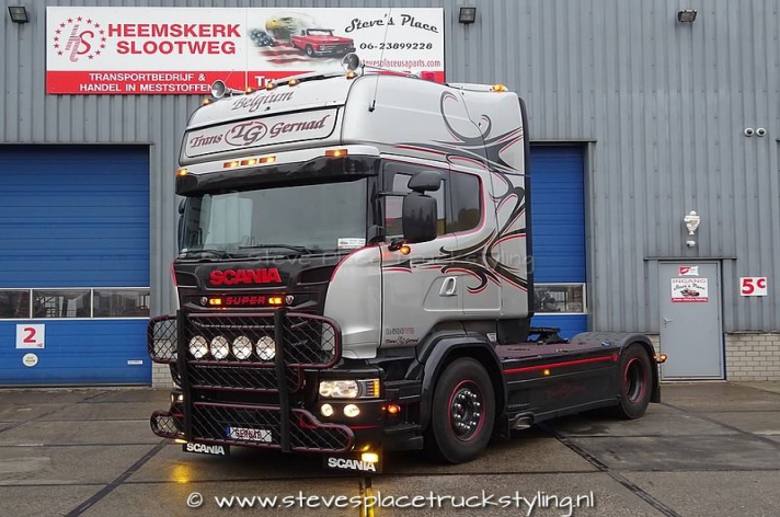 Scania V8 R580 Silver Griffin  010/100 - Trans Gernad (B)